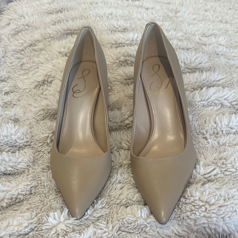 Sam Edelman Classic Tan Heels